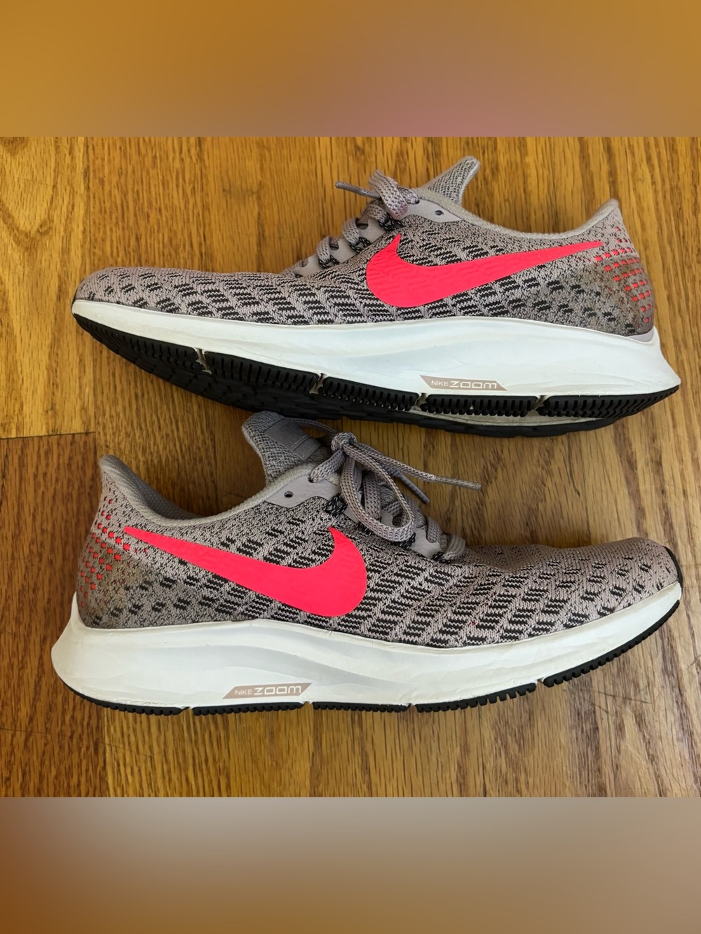 Nike Zoom Pegasus Running Shoes Women’s US 6 Multicolor Sneakers Mesh Athletic